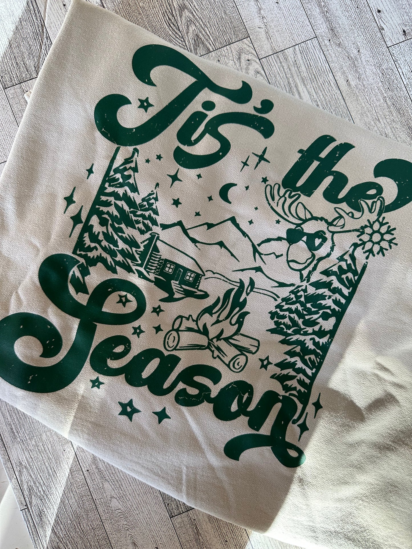 Tis the season (Front & back Design)- Gildan crewneck Sweatshirt