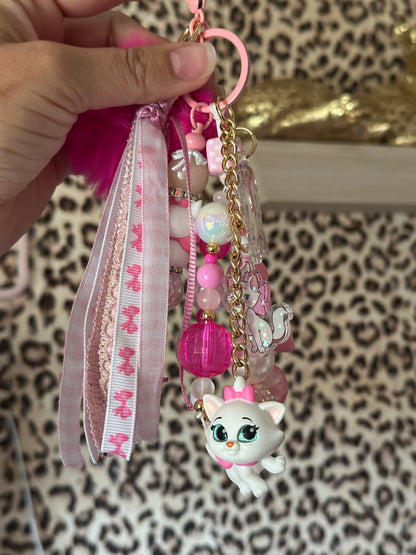 Marie Cat Chunk Chain
