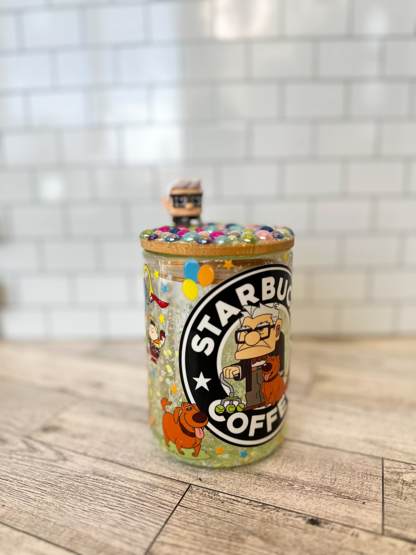 15 oz UP glass snowglobe mug