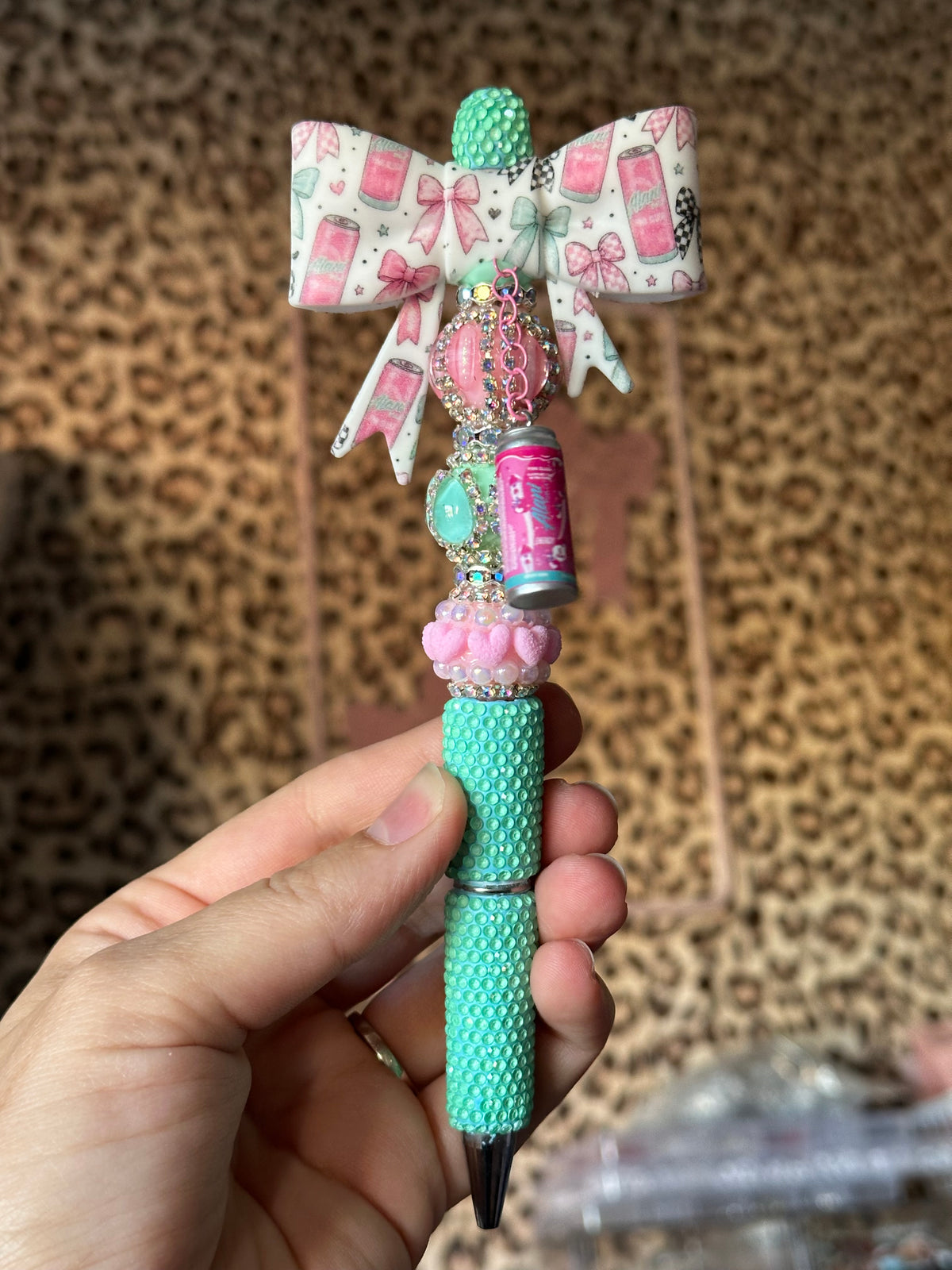 Alani Bow Boujie Pen