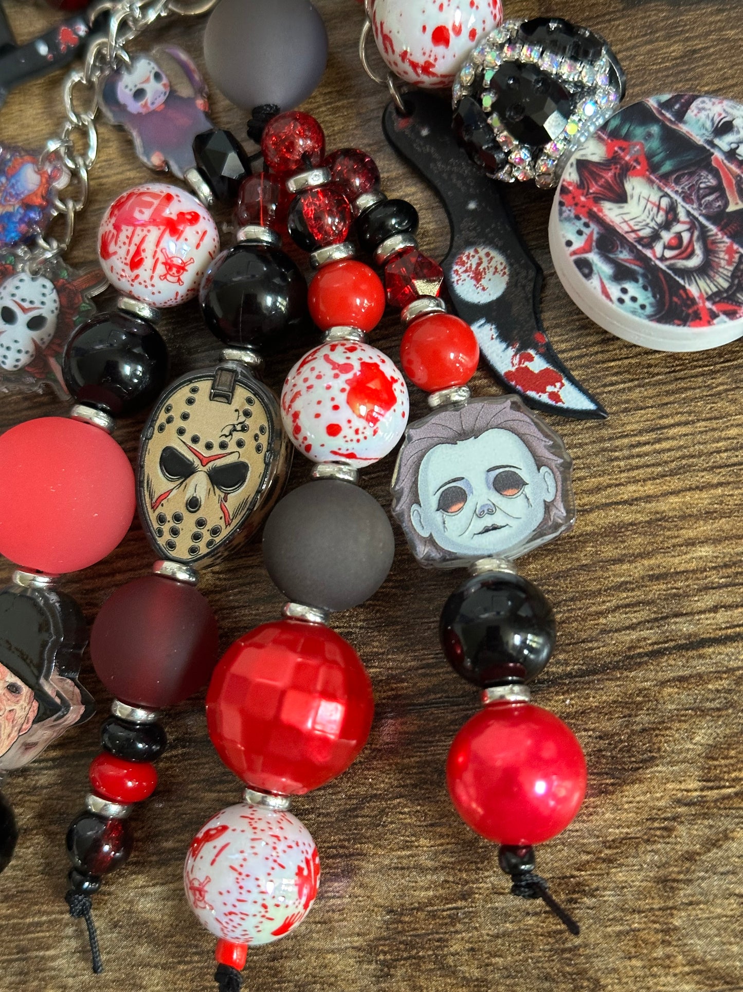 Spooky Guys Chunk Chain