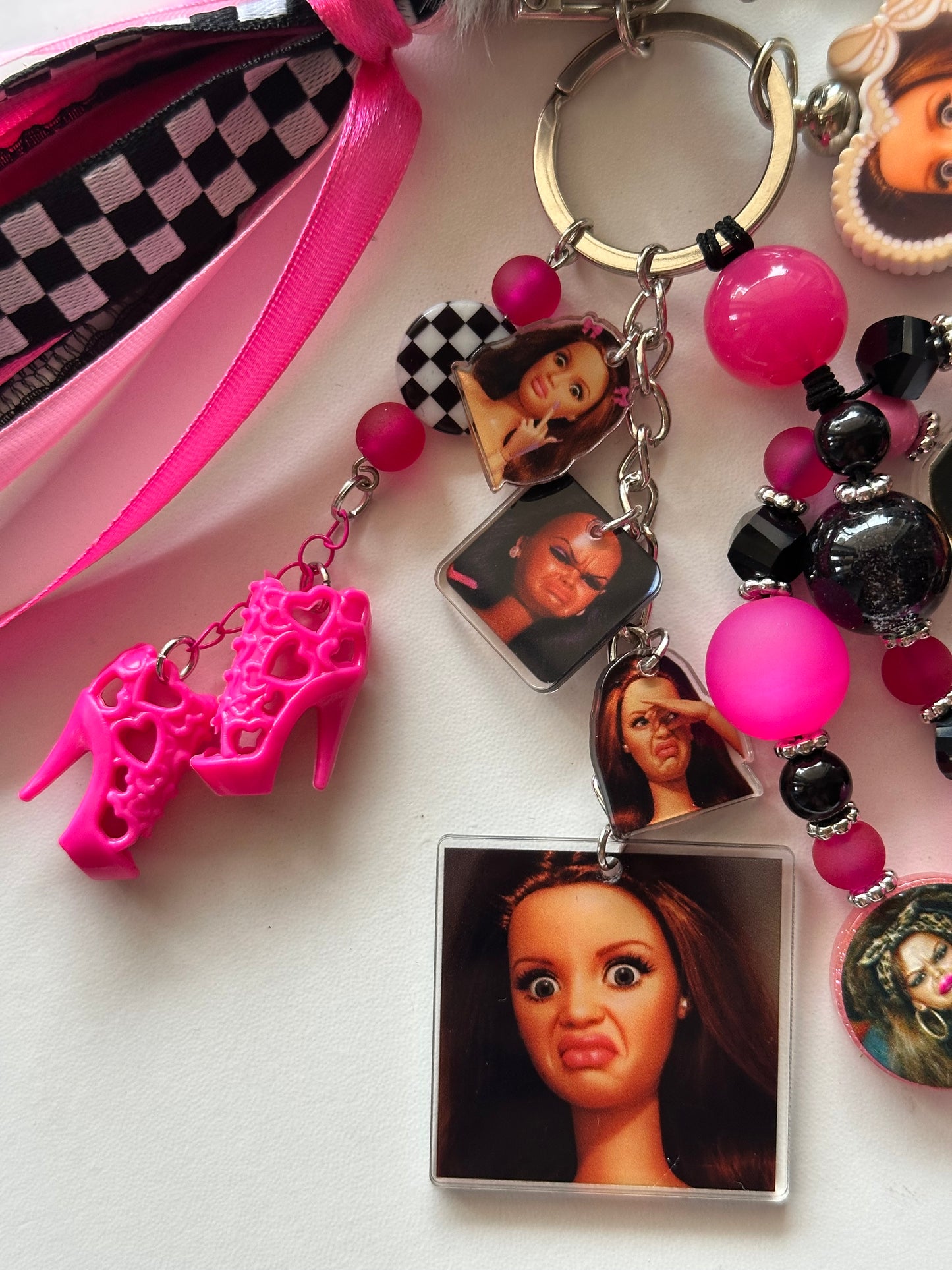 Crashout Barb Pink & Black Chunk Chain Stationary Bundle
