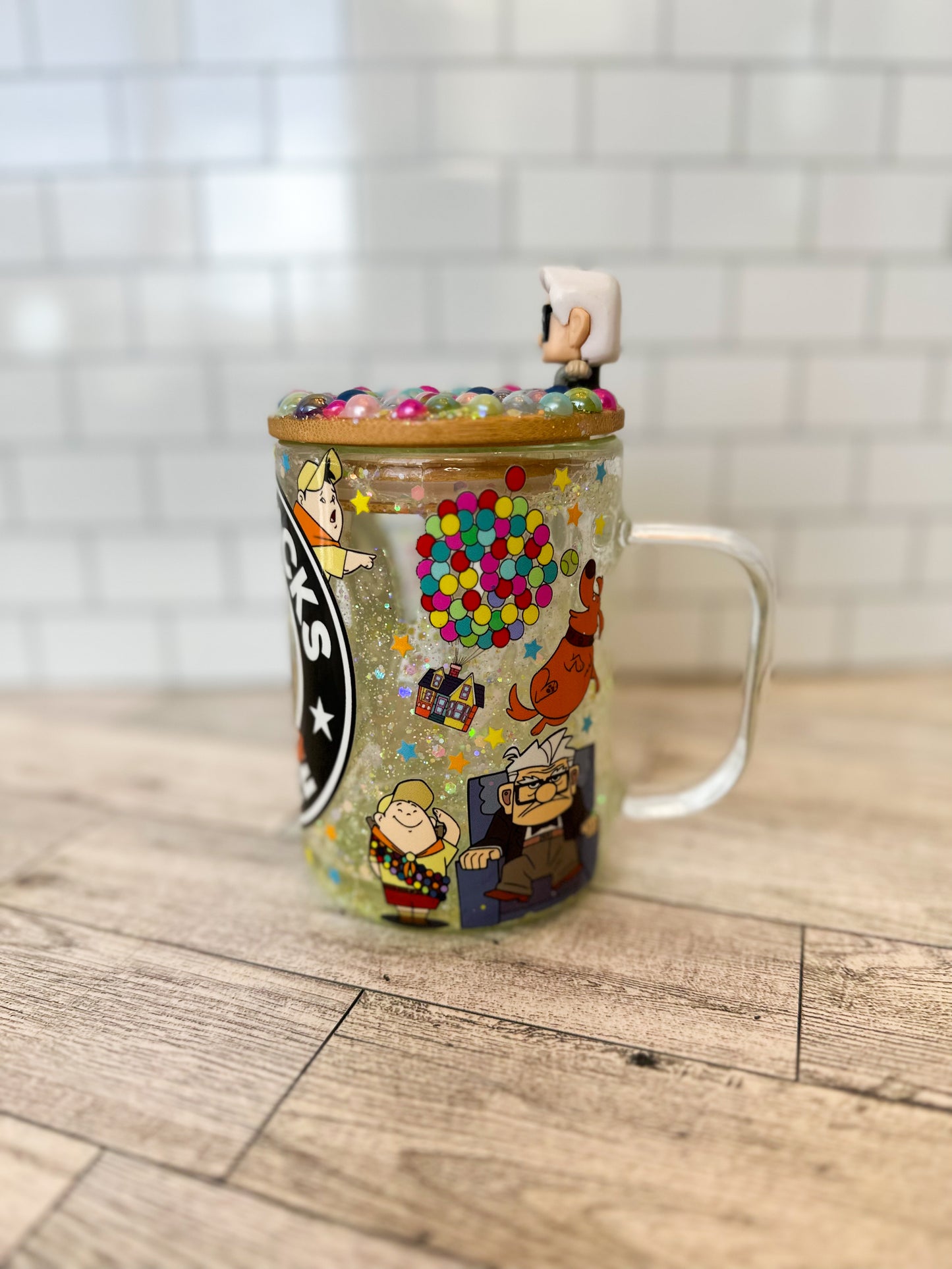 15 oz UP glass snowglobe mug