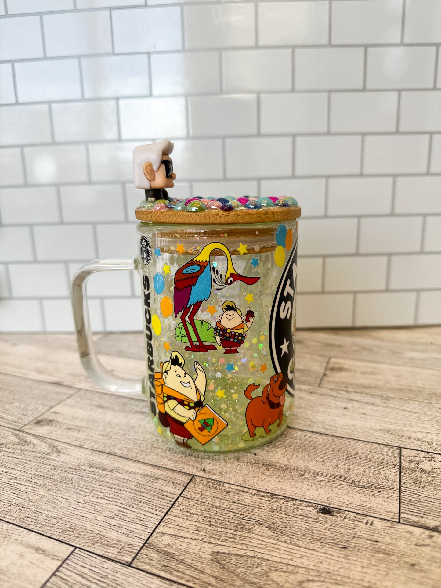 15 oz UP glass snowglobe mug