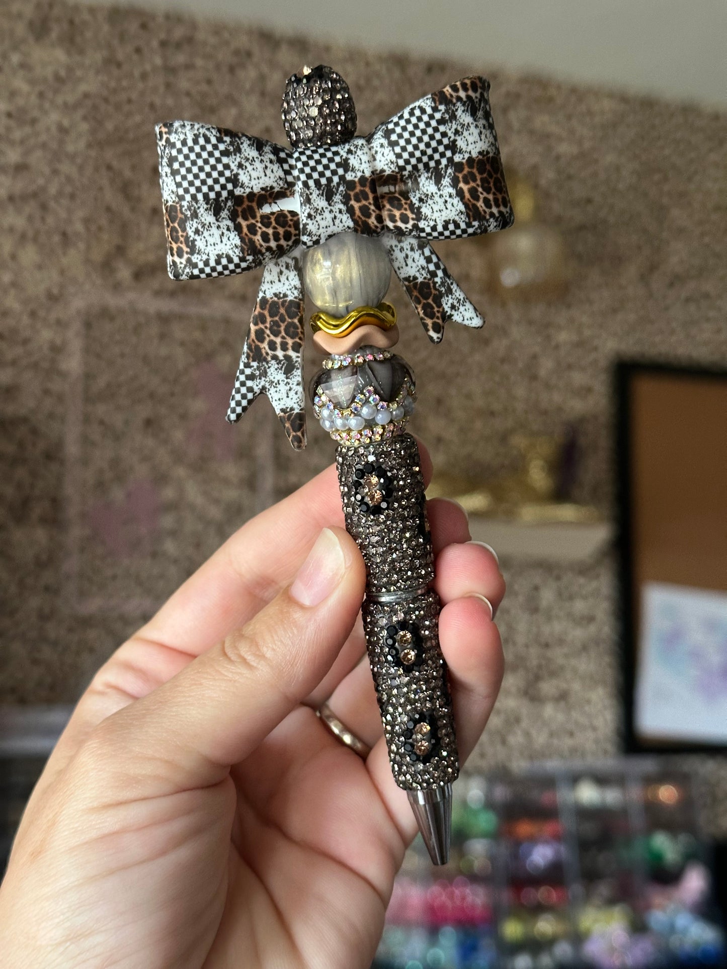 Checkered Cheetah Bow Boujie Pen